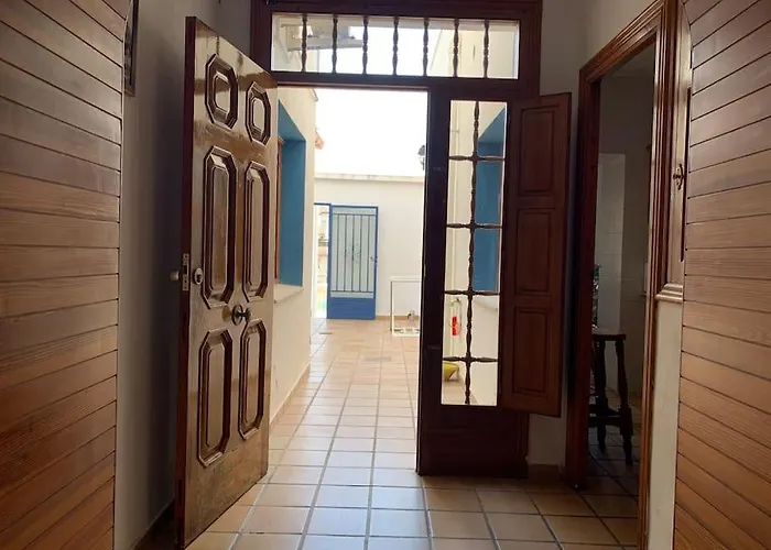 Ca Corrales: Como En La Playa, Pero En El Pueblo