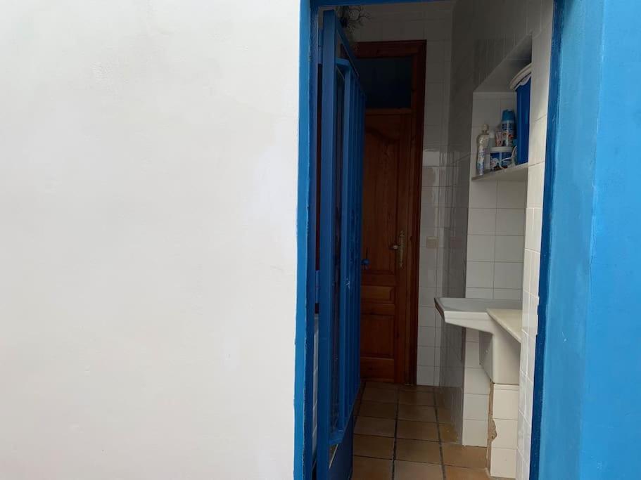 Ca Corrales: En La Playa, Pero En El Pueblo Holiday home