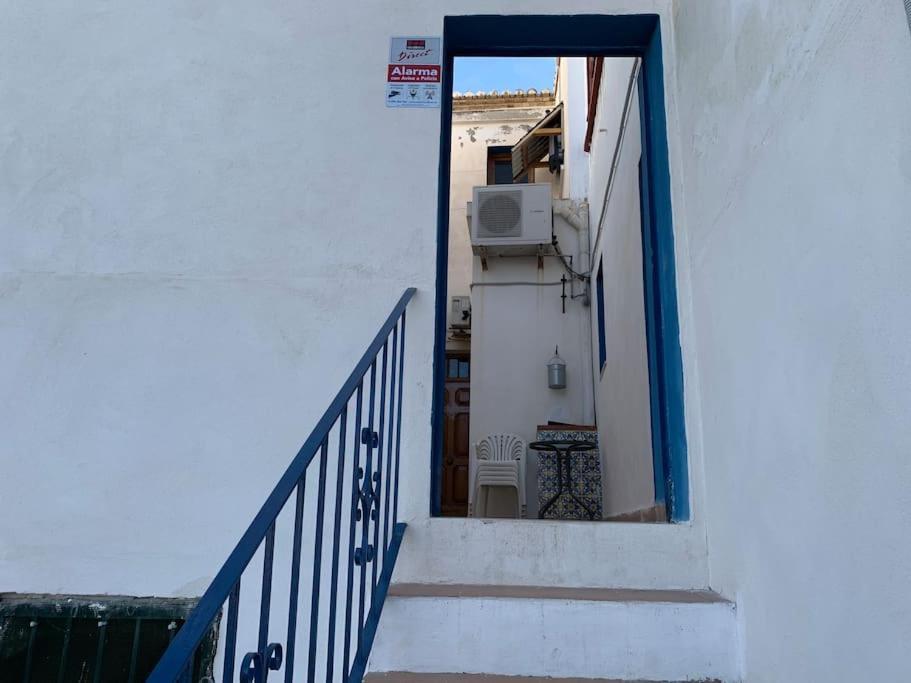 Ca Corrales: En La Playa, Pero En El Pueblo Holiday home *