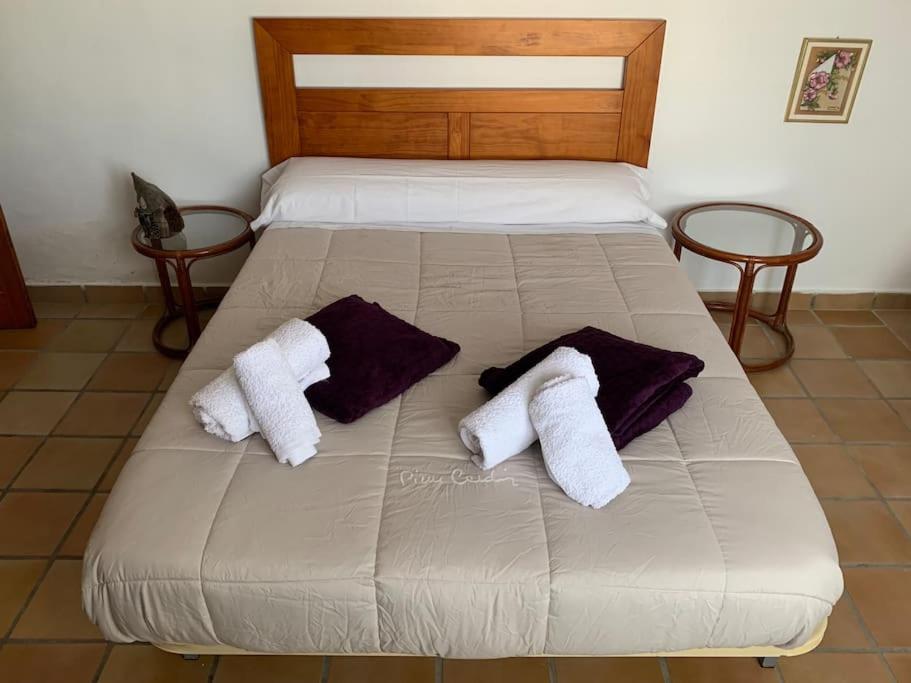 Ca Corrales: En La Playa, Pero En El Pueblo Holiday home *