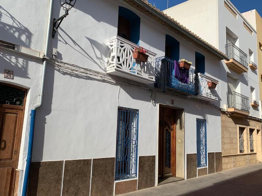 Holiday home Ca Corrales: En La Playa, Pero En El Pueblo Calpe